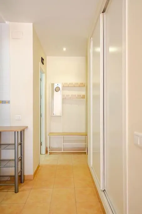 Perfect Location, Beach 50 M Away And Pool Benalmadena Apartment