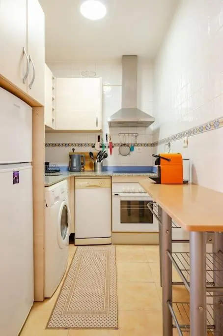 Perfect Location, Beach 50 M Away And Pool Benalmadena