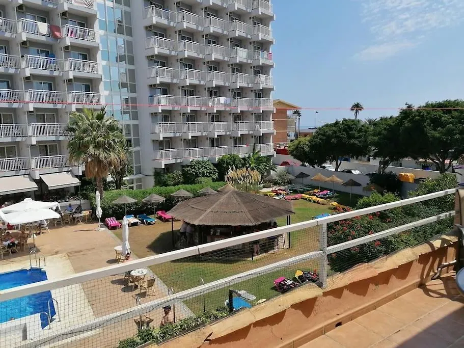 아파트 Perfect Location, Beach 50 M Away And Pool 베날마데나코스타